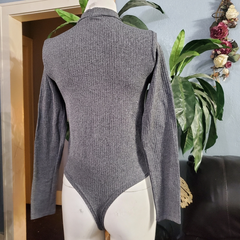 Gray Longsleeved Choker Neckline Caged  Bodysuit New Mix S-M - Picture 3 of 9